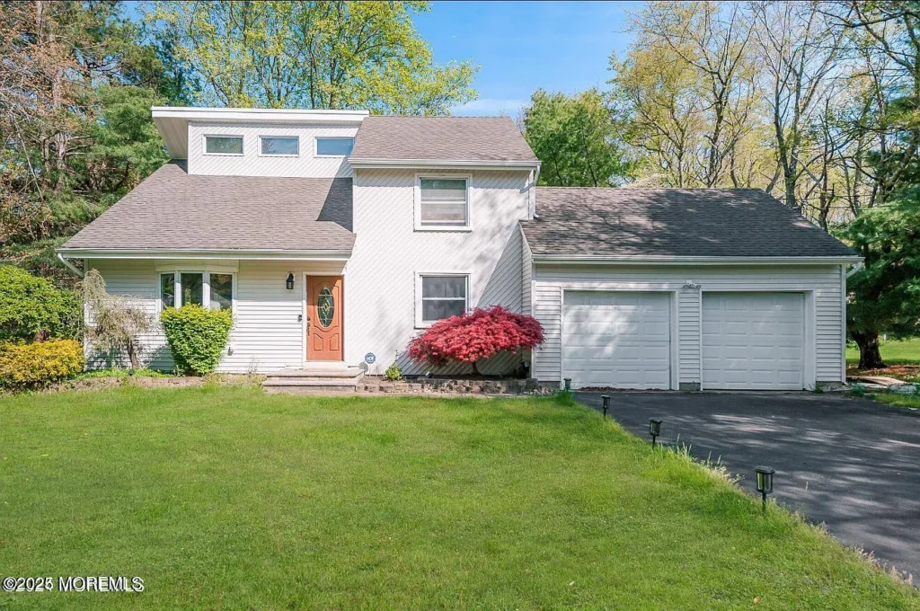 1 627 Eltone Rd, Jackson, NJ 08527